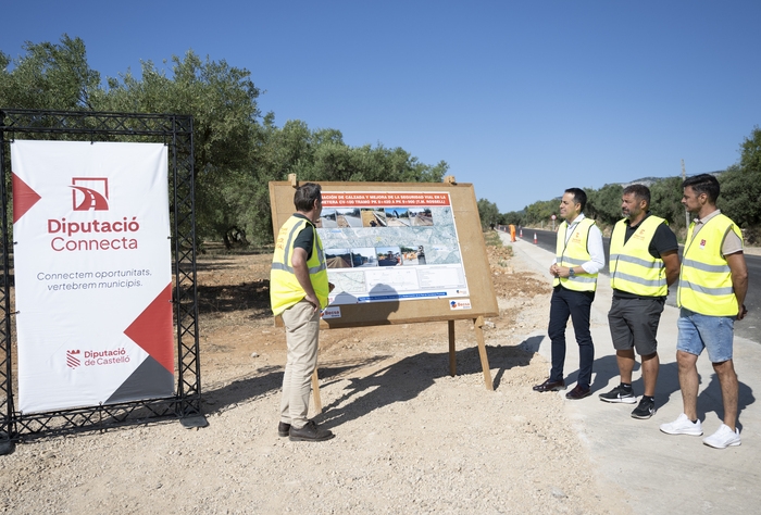 La Diputación de Castellón continúa impulsando la mejora de la red de carreteras con una nueva actuación en la CV-100 en el término municipal de Rossell
