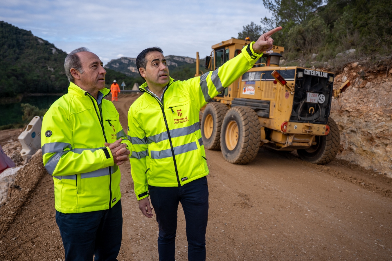 La Diputación de Castellón continúa reforzando la red viaria provincial con una inversión de 605.000 euros para mejorar la CV-105 entre La Sénia y Torremiró