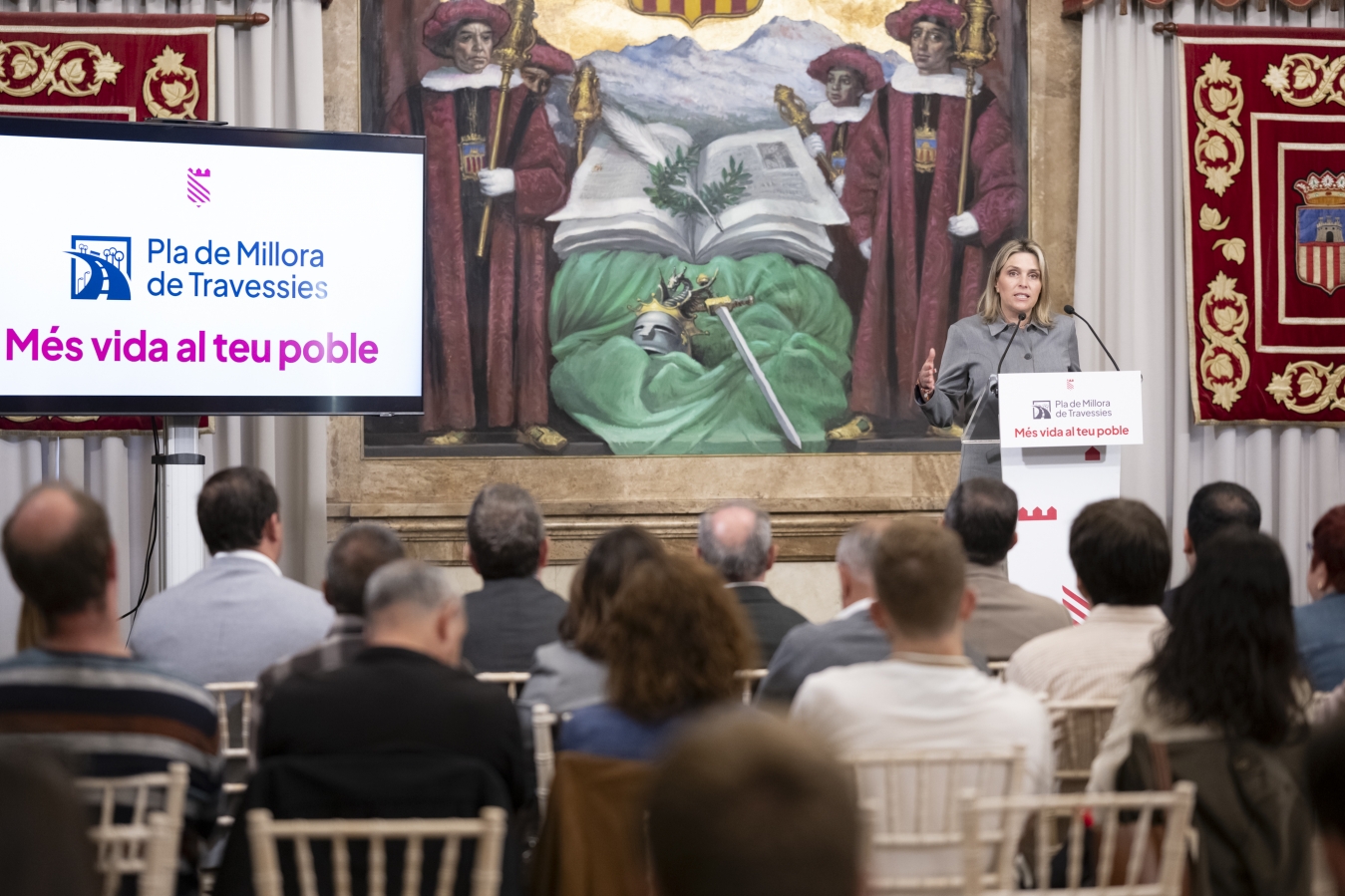 La Diputación impulsa el primer plan de mejora de travesías y accesos dirigido a 64 municipios y con una inversión de 7 millones de euros para los años 2026 y 2027